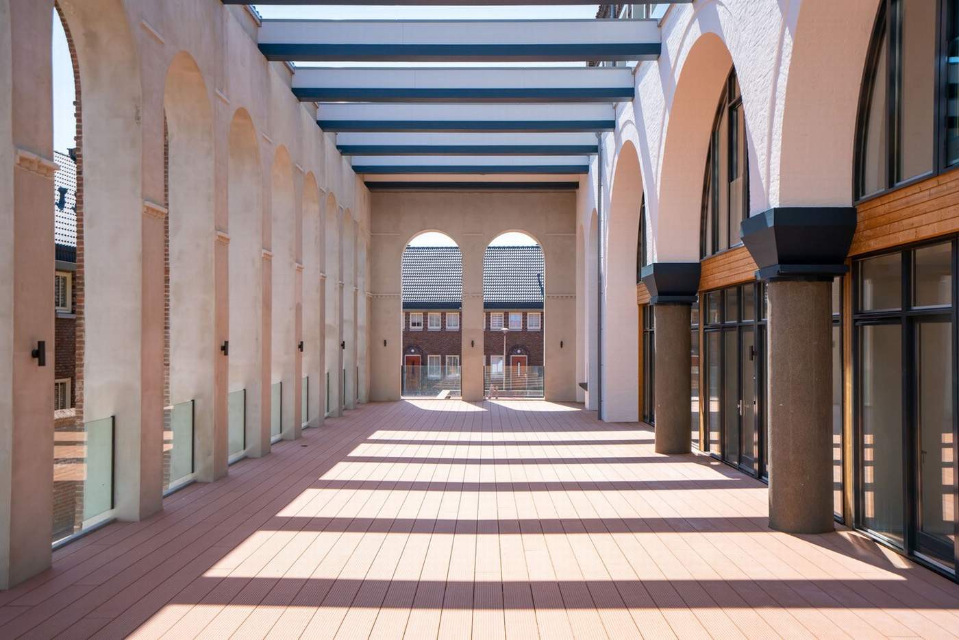 Transformatie van kerk tot woongebouw  Meer dan bouwen