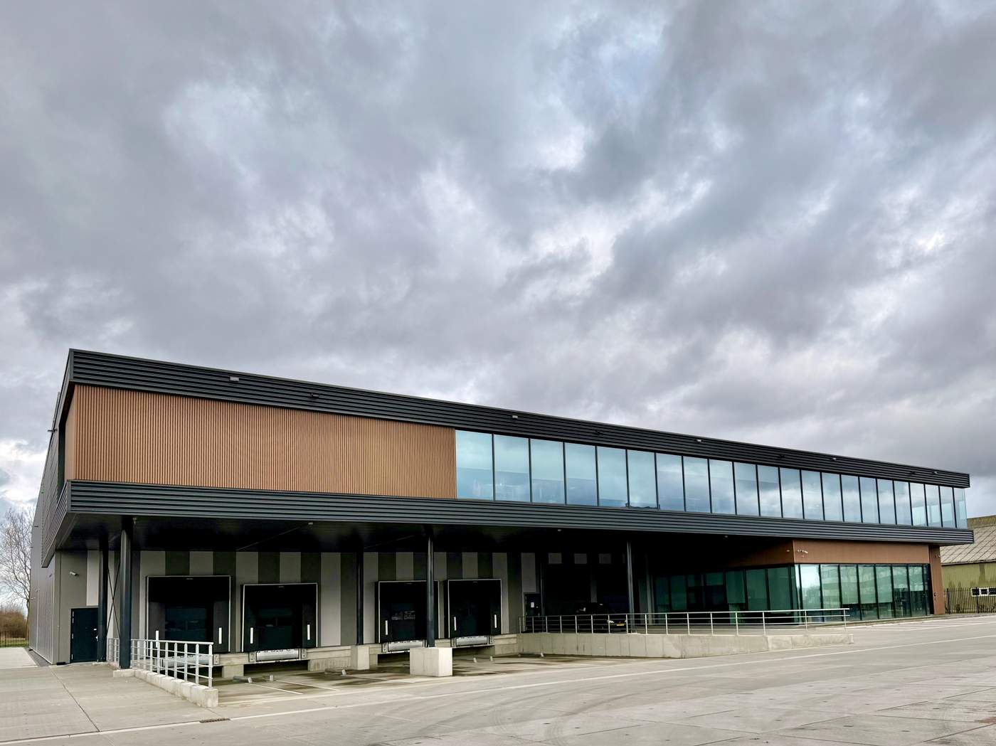 Nieuwbouw bedrijfspand Nieuw Vennep  Meer dan bouwen