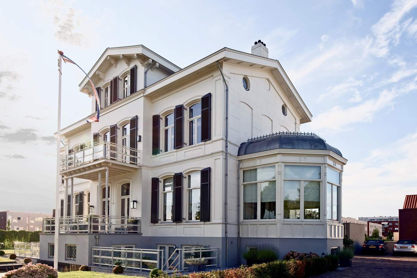 Volledige renovatie van het koetshuis Villa Nuova in Alphen aan den Rijn  Meer dan bouwen