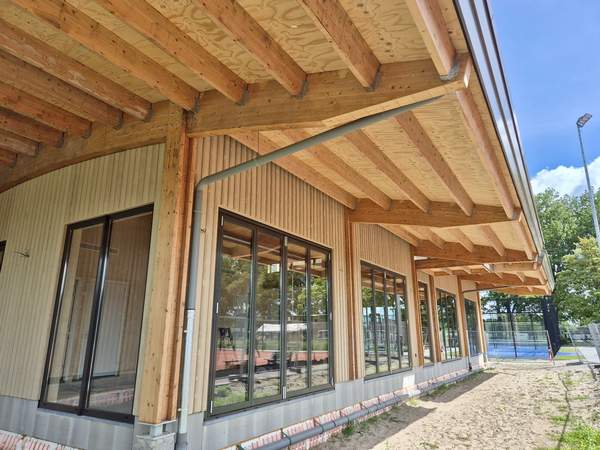 Nieuwbouw clubhuis tennisvereniging Nieuwe Sloot  Meer dan bouwen