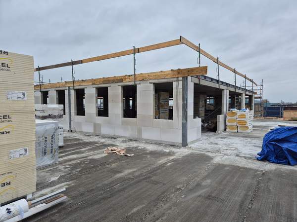 Aanbouw, opbouw, dakkapel of verbouwing, wij realiseren uw woonwensen  Meer dan bouwen