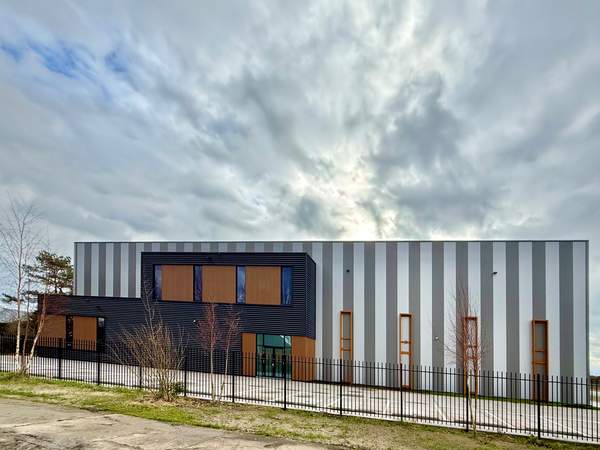 Nieuwbouw bedrijfspand Nieuw Vennep  Meer dan bouwen