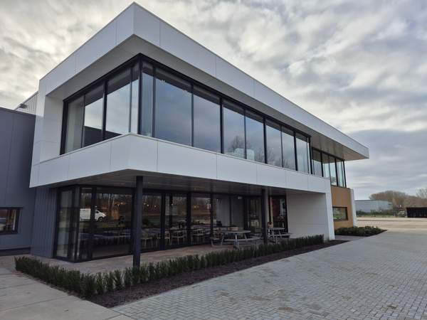 Nieuwbouw kantoorruimte Warmerdam Spoelbedrijf  Meer dan bouwen