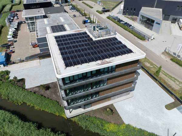 Nieuwbouw bedrijfspand Cebec Beveiligingen BV  Meer dan bouwen