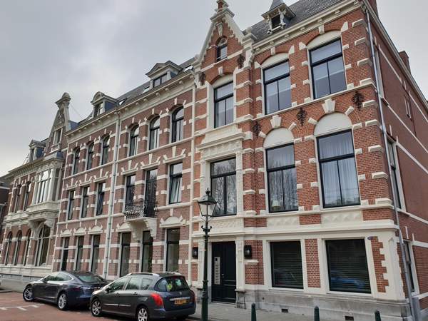 Transformatie monumentaal pand Koninginnegracht  Meer dan bouwen