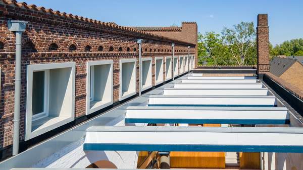 Transformatie van kerk tot woongebouw  Meer dan bouwen