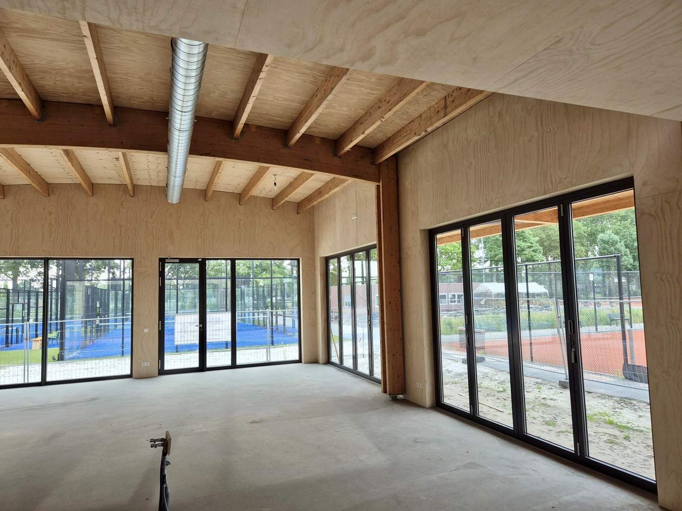 Nieuwbouw clubhuis tennisvereniging Nieuwe Sloot  Meer dan bouwen