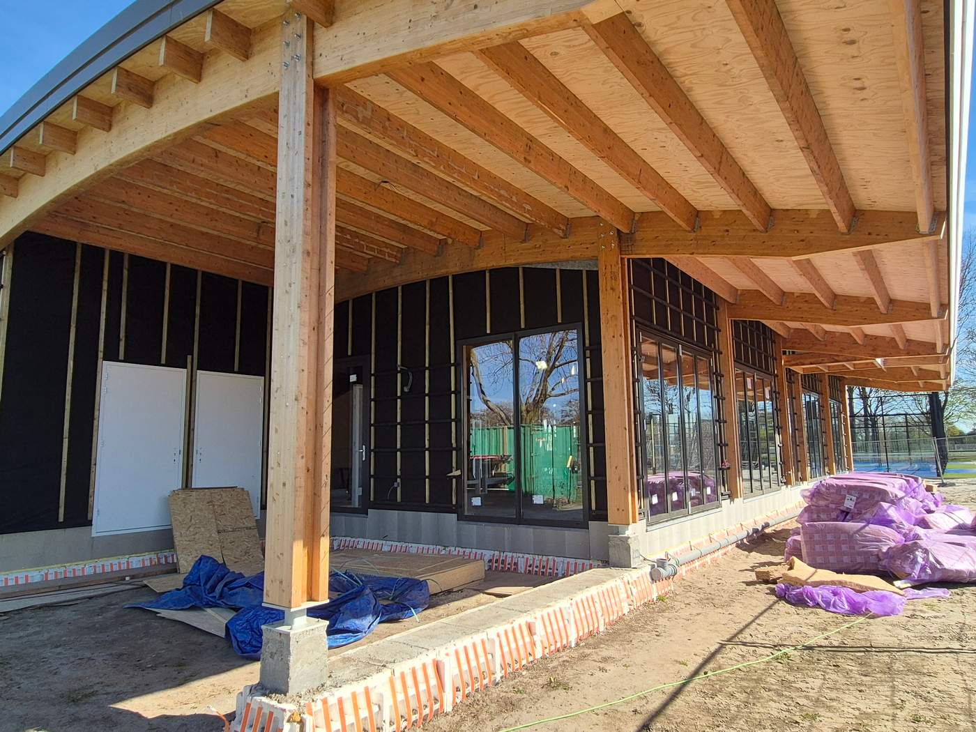 Nieuwbouw clubhuis tennisvereniging Nieuwe Sloot  Meer dan bouwen