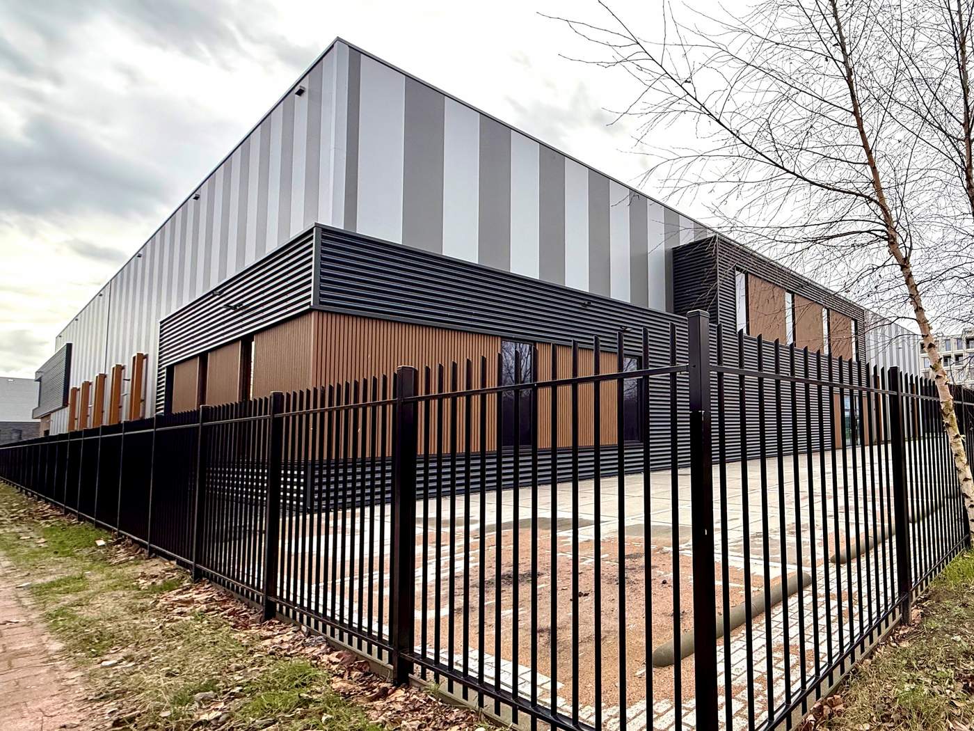 Nieuwbouw bedrijfspand Nieuw Vennep  Meer dan bouwen