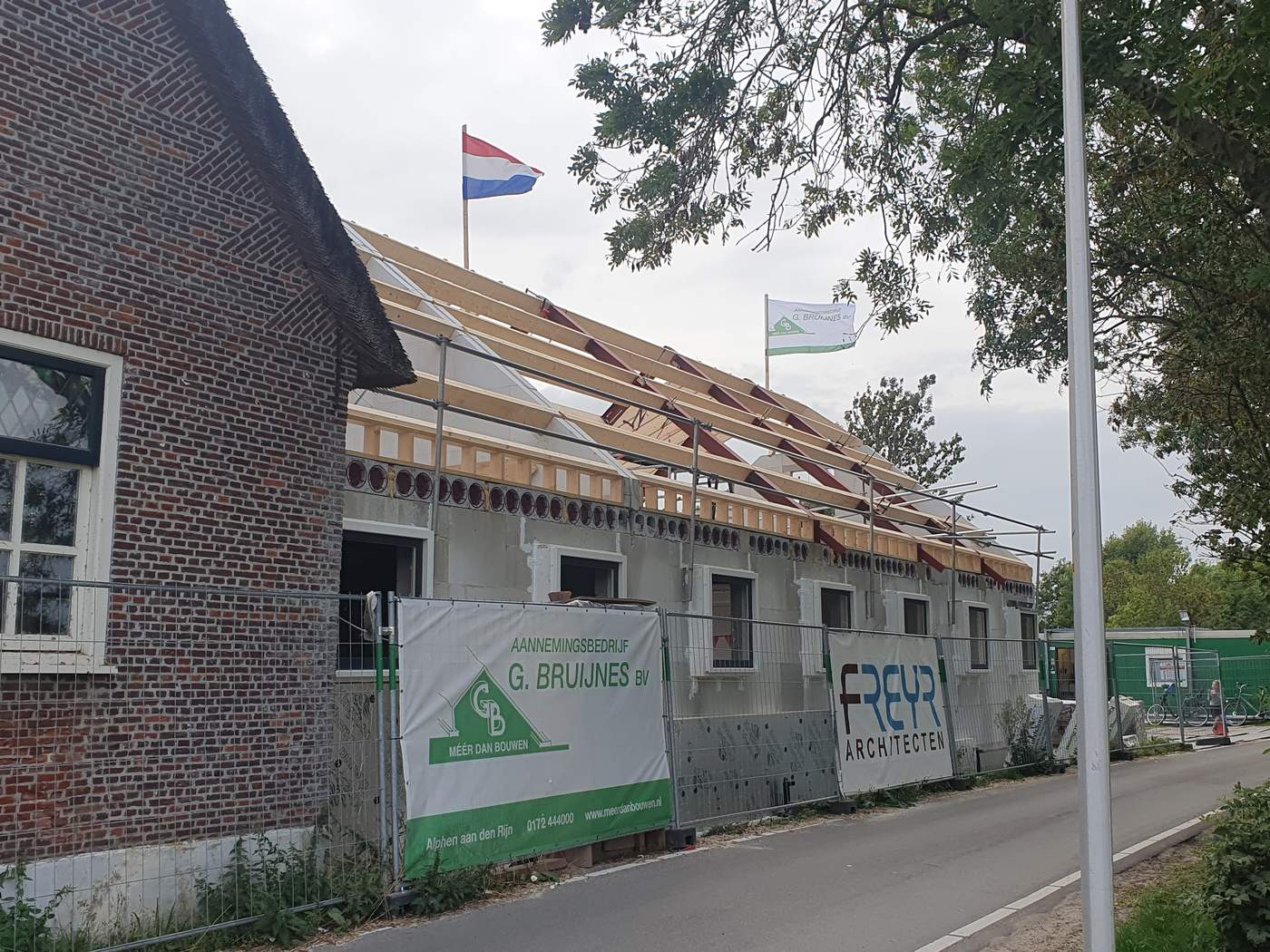 Renovatie en nieuwbouw woning Landlustweg 7: Duurzame transformatie met vakmanschap  Meer dan bouwen