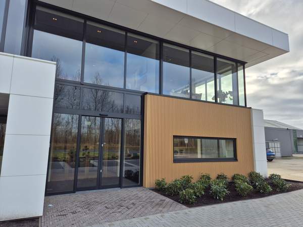 Nieuwbouw kantoorruimte Warmerdam Spoelbedrijf  Meer dan bouwen