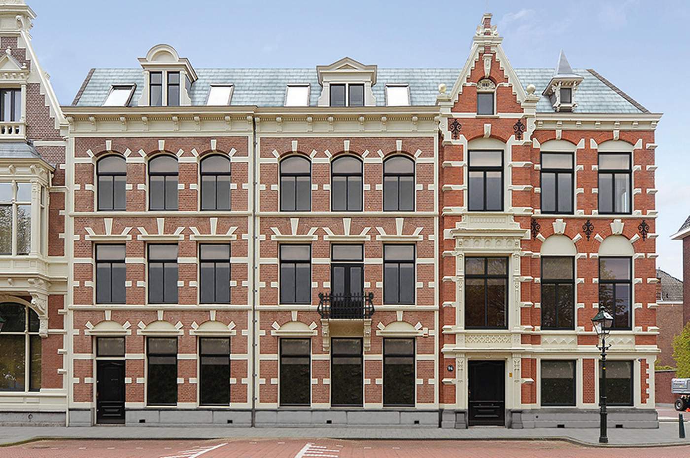 Transformatie monumentaal pand Koninginnegracht  Meer dan bouwen