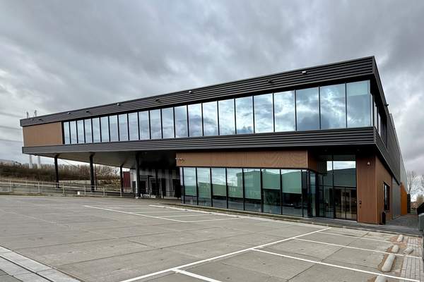 Nieuwbouw bedrijfspand Nieuw Vennep  Meer dan bouwen